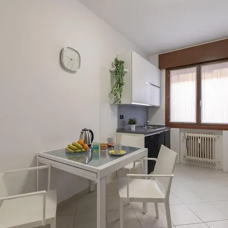 Easy - Flat In Mestre * 베니스