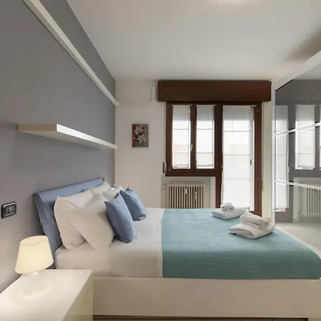 Apartment Easy Venice - Flat In *
